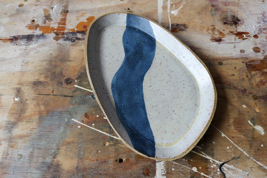 Large Pebble Plater - Wandering waters