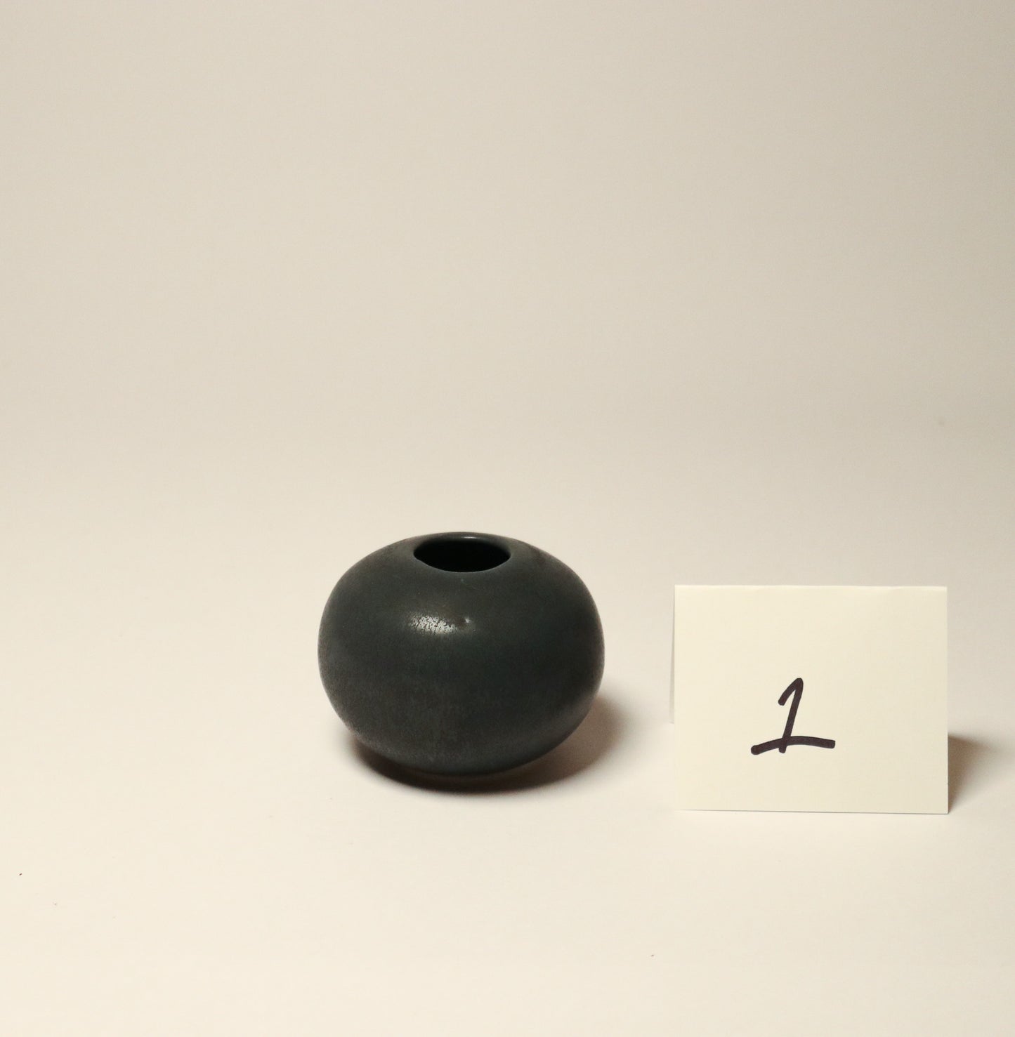 Bud Vase - Matte Black 1