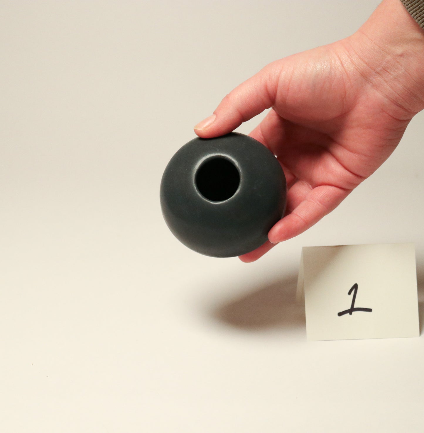 Bud Vase - Matte Black 1