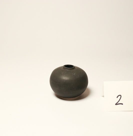 Bud Vase - Matte Black 2