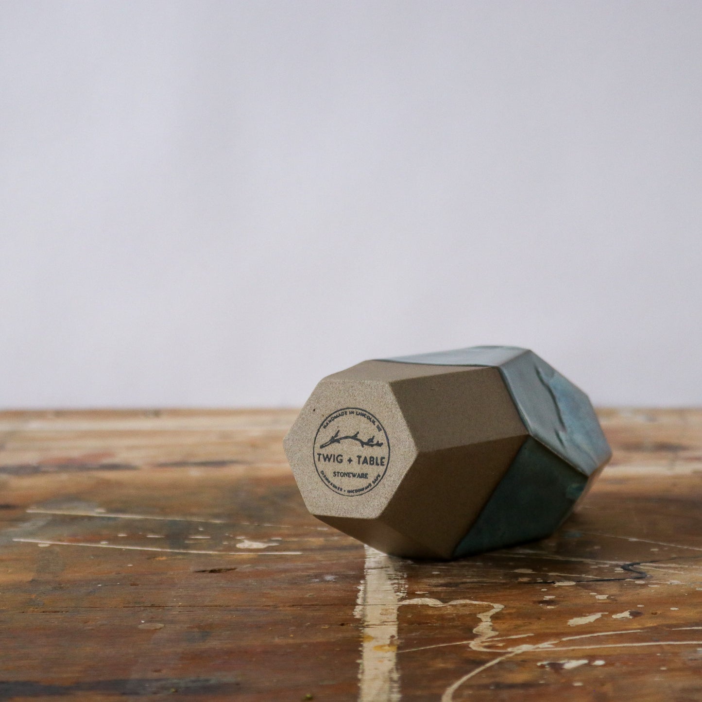 Medium Geo Vase - Low Tide